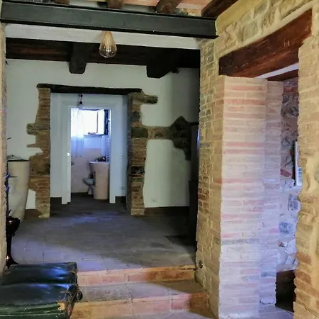 Vecchio Casale Quercetino Prestige Tuscan Country For 7 Guests Ideal For Groups Ferienhaus