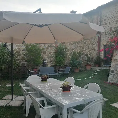 Vecchio Casale Quercetino * Montenero d'Orcia