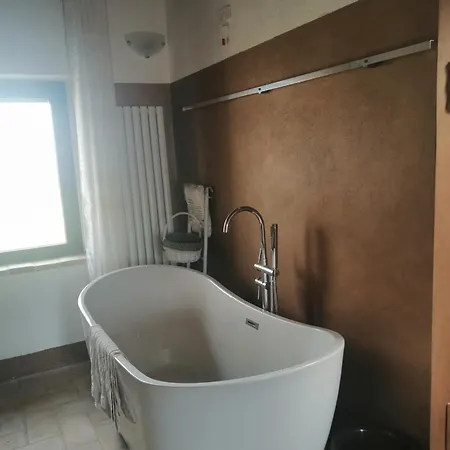 Vecchio Casale Quercetino * Montenero d'Orcia