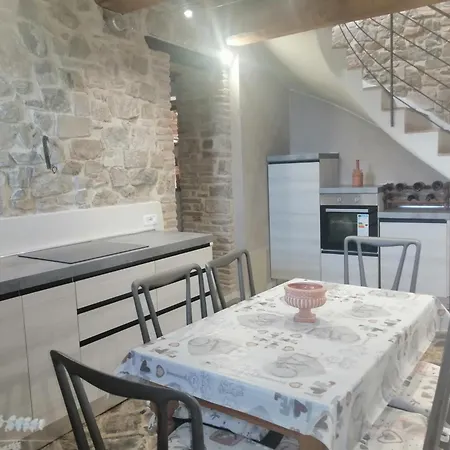 Vecchio Casale Quercetino Prestige Tuscan Country For 7 Guests Ideal For Groups Ferienhaus